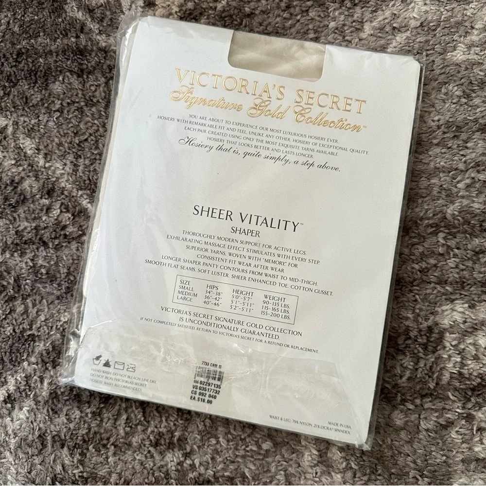 NWT Victorias Secret Signature Gold Collection Sheer Vitality Shaper Cream Med